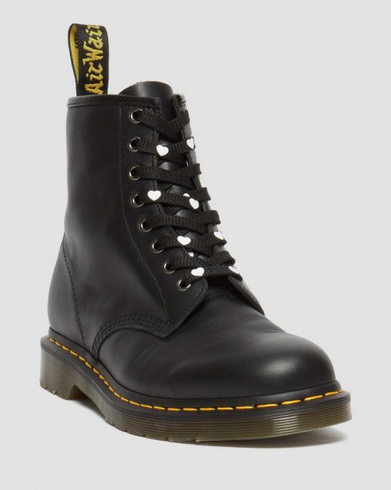 Accessories Dr Martens 55 Inch Heart Flat (8-10 Eye) Laces Black | Australia_Dr16686