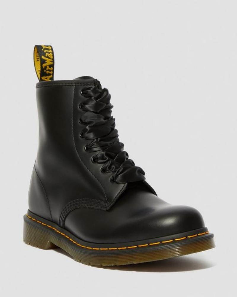 Accessories Dr Martens 55 inch Ribbon (8-10 Eye) Laces Black | Australia_Dr34869