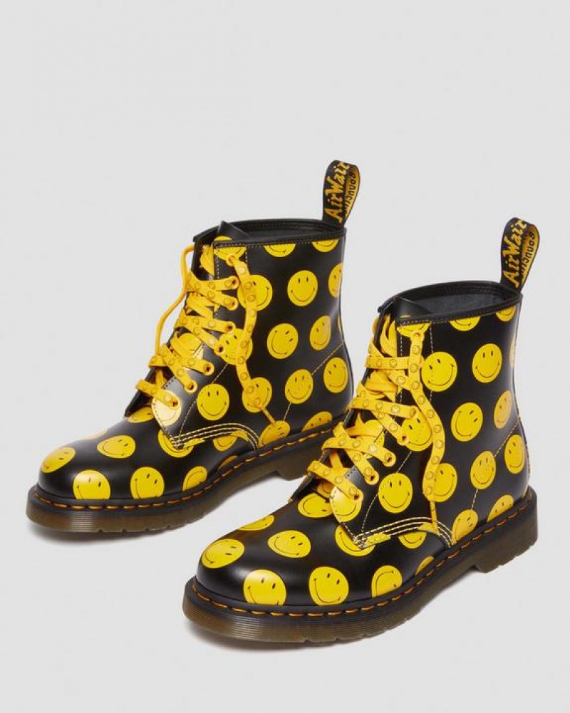 Men's Dr Martens 1460 Smiley® Smooth Leather Lace Up Boots Black | Australia_Dr85767