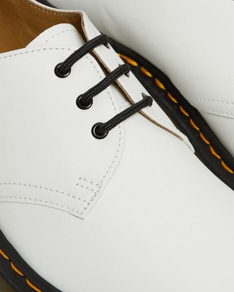 Men's Dr Martens 1461 Smooth Leather Oxford Shoes White | Australia_Dr28401