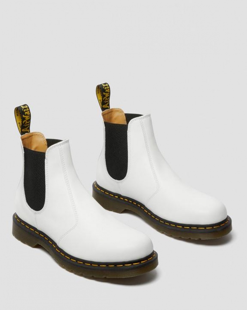 Men's Dr Martens 2976 Yellow Stitch Smooth Leather Chelsea Boots White | Australia_Dr10169