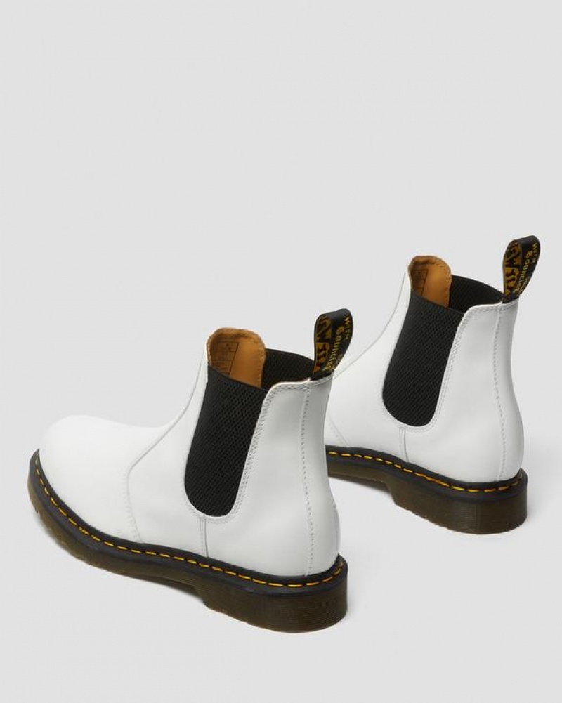 Men's Dr Martens 2976 Yellow Stitch Smooth Leather Chelsea Boots White | Australia_Dr10169