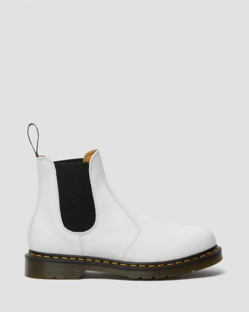 Men's Dr Martens 2976 Yellow Stitch Smooth Leather Chelsea Boots White | Australia_Dr10169