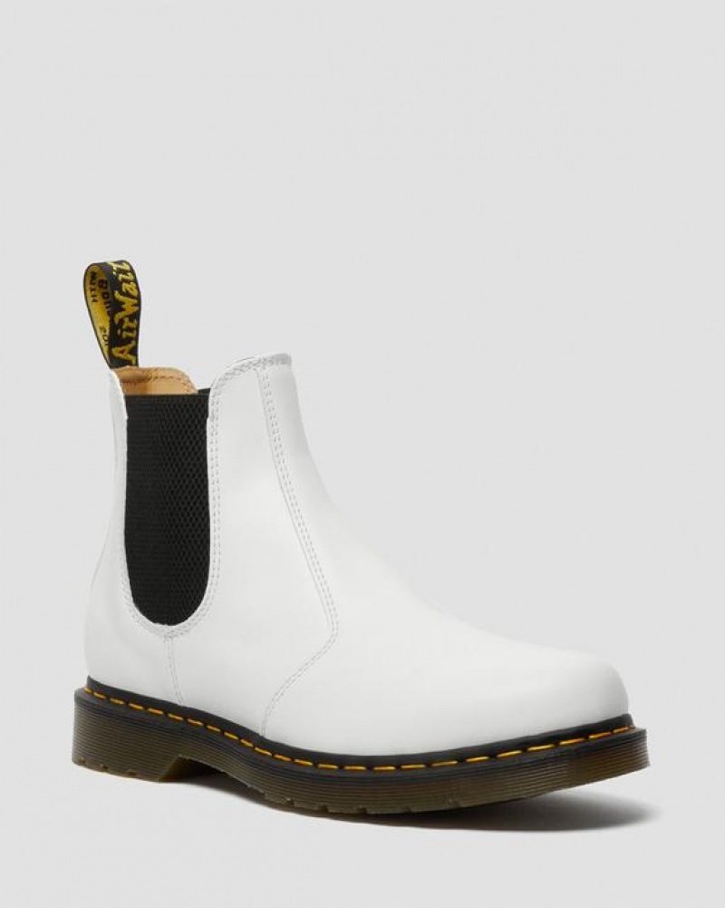 Men\'s Dr Martens 2976 Yellow Stitch Smooth Leather Chelsea Boots White | Australia_Dr10169